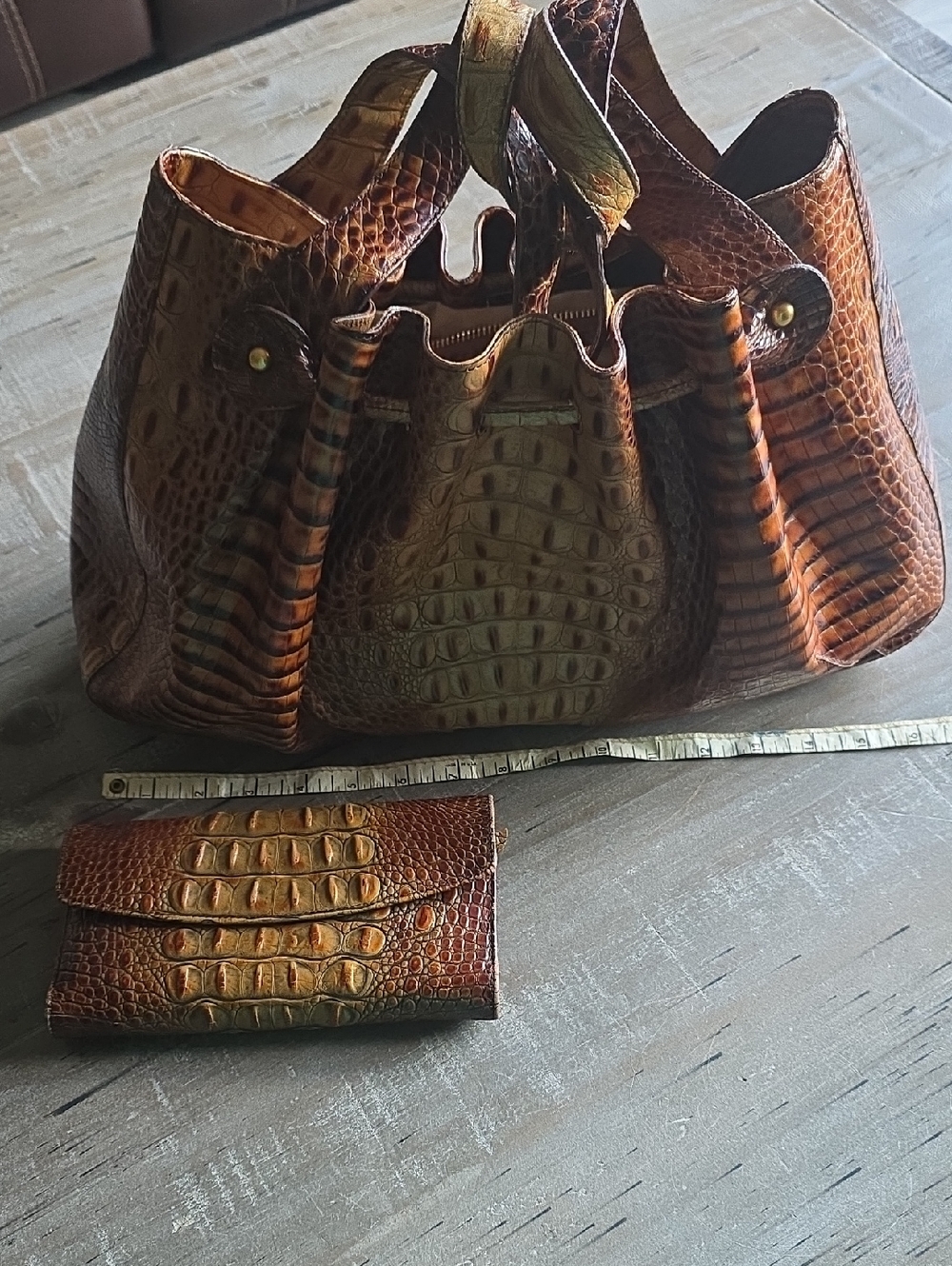 Genuine Croc-Embossed Brown Leather Tote Bag with Matching Wallet - Picture 9 of 16